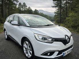 A vendre Renault Scenic à Avrainville 91630